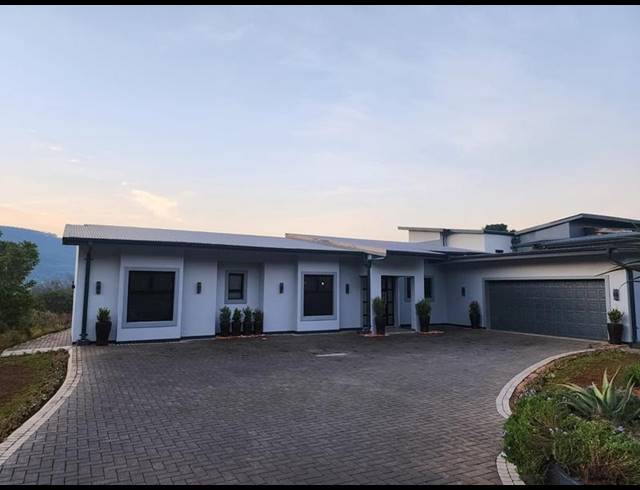 3 BEDROOM HOUSE FOR SALE IN MONTROSE